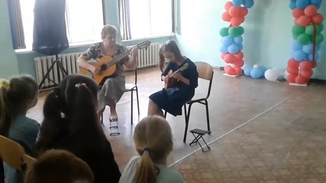 Иванец Злата 07.06.2021 ,,Светит месяц,, Красногвардейская школа 1 (площадка) смотреть онлайн