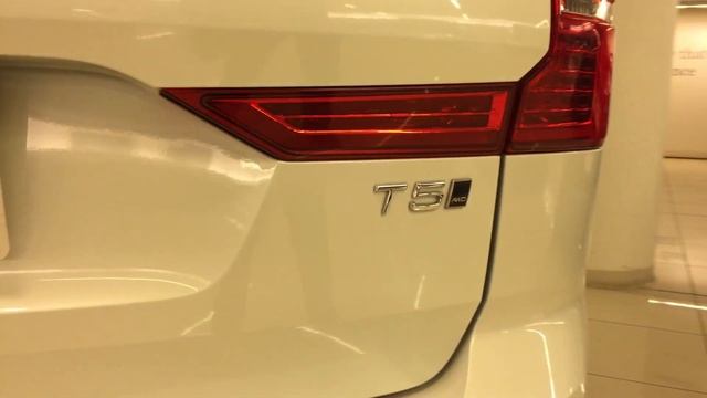 VOLVO XC60 T5 2018 KCFH17 смотреть онлайн