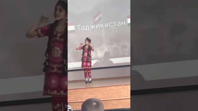 Таджикский танец Марьям смотреть онлайн