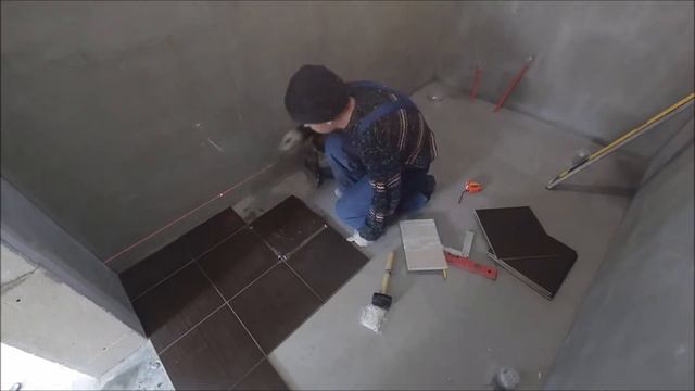 Укладка плитки на пол в ванной комнате своими руками смотреть онлайн