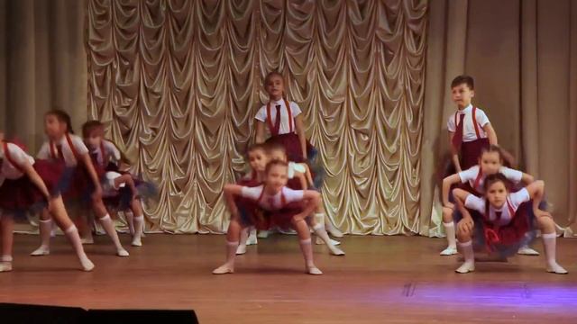 С первыми лучами, вставай . Театр танца ЗОЛУШКА смотреть онлайн