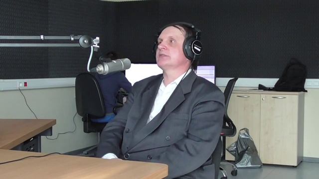 День космонавтики. Сергей Салль.mp4 смотреть онлайн