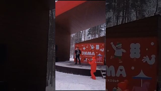 1 декабря 2023 года. Зима вступила в свои права. Встречаем ее в парке Пехорка праздничным концертом смотреть онлайн