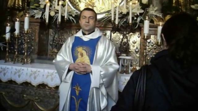 Месса в санктуарии Остробрамской Божией Матери смотреть онлайн
