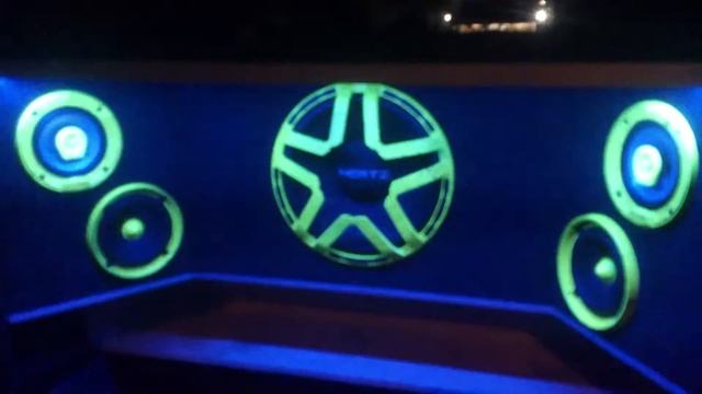 Музыкальный багажник Уаза смотреть онлайн