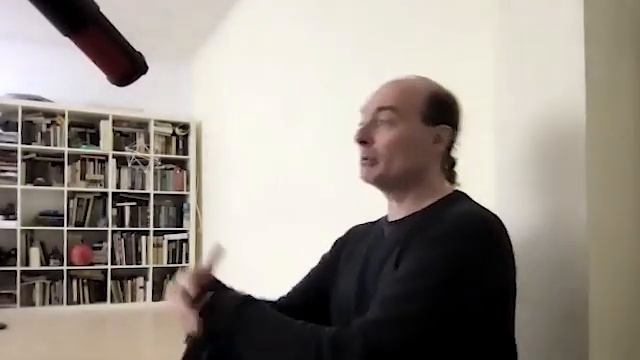 Д.Дейч: Свет во дворе смотреть онлайн