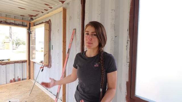 Windows Go In & Framing Inside Our SHIPPING CONTAINER! смотреть онлайн
