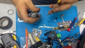 Honda CR-V заклинил замок разбираем замок зажигания