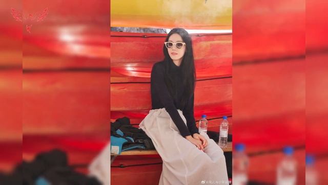 生日快乐，龚军31岁了，总是快乐而成功。迪利热巴想在船倾覆后保住钱包，网友：责任感十足的导游！#dilraba #迪丽热巴 #gongjun #龚俊