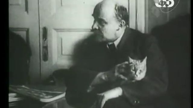 Lenin and Cat смотреть онлайн
