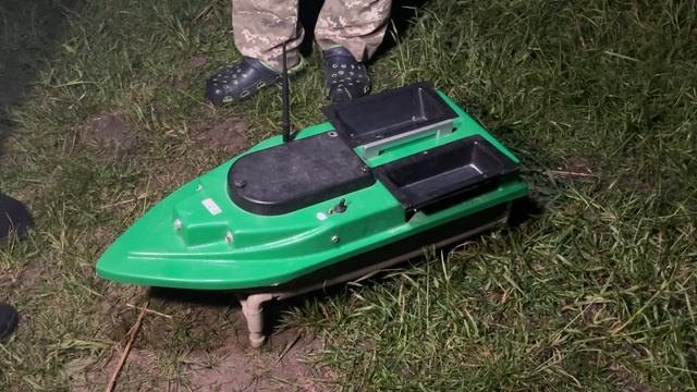 Первый кораблик для прикормки Runferry на турнире в завоз Carp Navigator 1. Трофейное о. Кричевичи. смотреть онлайн
