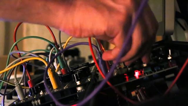 Pittsburgh Modular SV-1b with Erica Synths Black Spring Reverb - Long Melodic Sequence смотреть онлайн