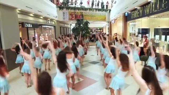 А мы ему по морде...Чайником... смотреть онлайн