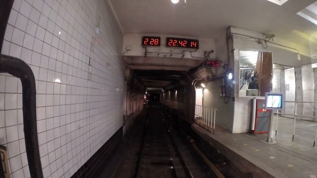 Каширская. Съезд на Каховскую линию смотреть онлайн