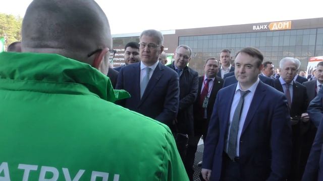 Фрагменты с форума г Уфа Рассказ Главе Республики Башкортостан Радию Хабирову о работе экопатруля смотреть онлайн