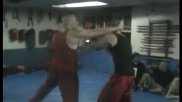 ТАЙСКИЙ БОКС, АРНИС И ДЖИТ КУН ДО - Филиппины