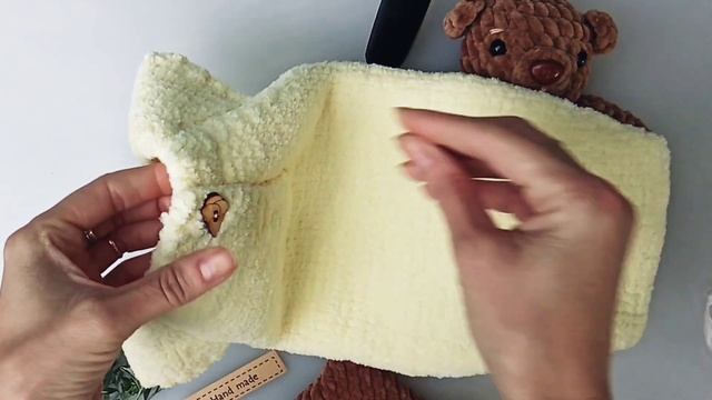 ✓Плюшевый комплект для новорожденного - игрушка бодик шапочка YarnArt DOLCE смотреть онлайн