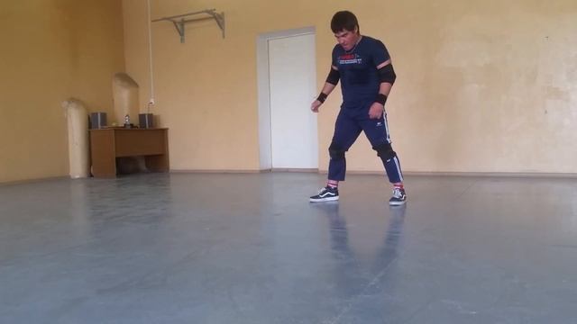 Брейк данс обучение.Связка Power move флай, гелик, флай. смотреть онлайн