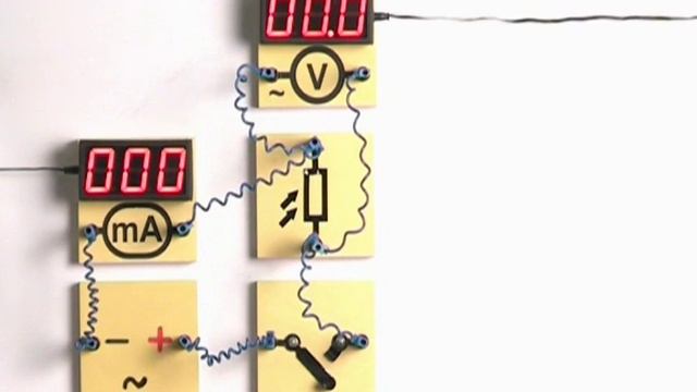 031 Зависимость сопротивления полупроводника от освещённости смотреть онлайн