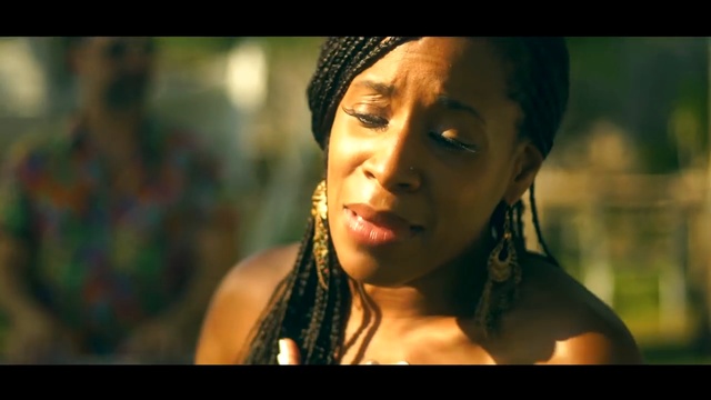 Salsa Version Lost on You-LP by Cubaneros) смотреть онлайн