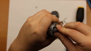 Пошел дым из шуруповерта? Ремонт шуруповерта. Из шуруповерта выпала пластина - покажу откуда она?