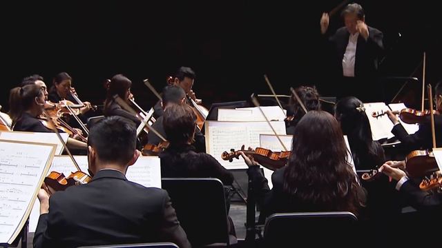 Pyotr Ilyich TCHAIKOVSKY: Piano Concerto No.1 in B-flat minor, Op.23 (I) смотреть онлайн