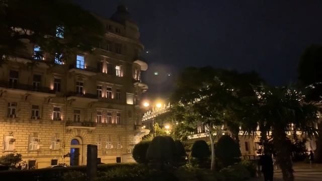 Одна в Азербайджан ?? эп.1//Баку,старый город,кофейни,Бакинский бульвар//путешествие в одиночку смотреть онлайн