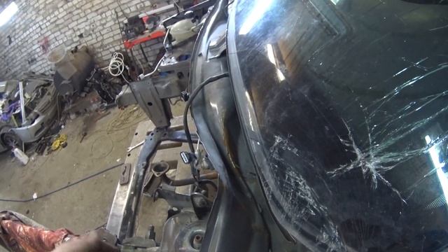 Логан. Замена лонжерона. Поговорим про безопасность. смотреть онлайн