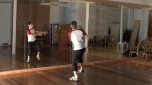 Michael Jackson Thriller Dance Tutorial 1/4 (Instructions for the 1st half)