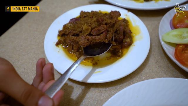 Kolkata Famous Mutton Biryani and Mutton Chaap l Royal Indian Hotel l Kolkata Food смотреть онлайн