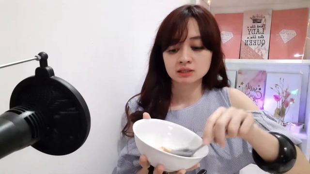 CARA MENGHILANGKAN FLEK/ NODA HITAM DIWAJAH SECARA ALAMI , BEST DAN TOP MENCERAHKAN RAHASIA CANTIKK смотреть онлайн