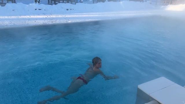 Открытый бассейн на курорте Солнечная долина, Миасс смотреть онлайн