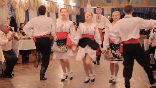 Хора Дин Молдова_офигенный танец смотреть онлайн