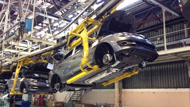 2014 Renault Megane in Palencia Factory, Spain смотреть онлайн