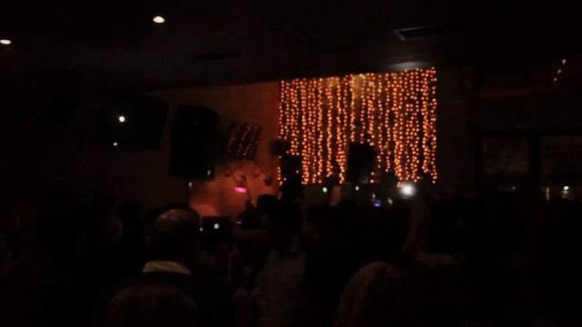 Giwrgos Livanis Kou pe pe Live@ Sass ( Revegion Prwtoxronia ) смотреть онлайн