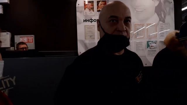 БЕСПРЕДЕЛ нижний новгород ТЦ SEVEN НЕ ПУСКАЮТ БЕЗ QR КОДА