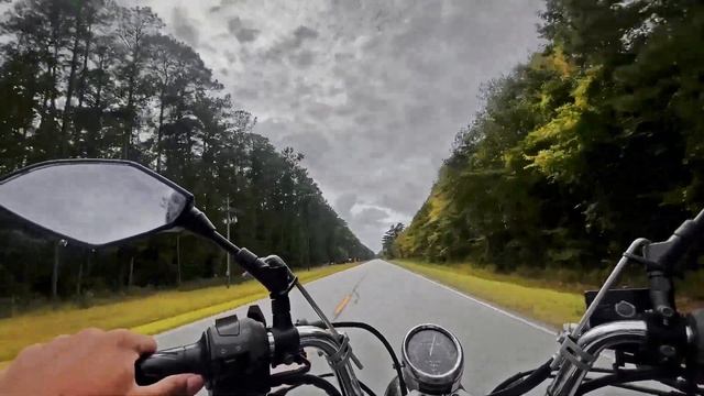 Suzuki GZ250 taking to work ( very reliable) смотреть онлайн