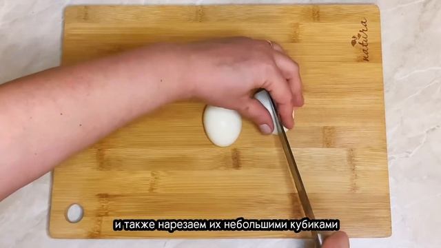 Если Вам надоел «Оливье», приготовьте салат «Жигулёвский». Всего из 4-х ингредиентов! смотреть онлайн