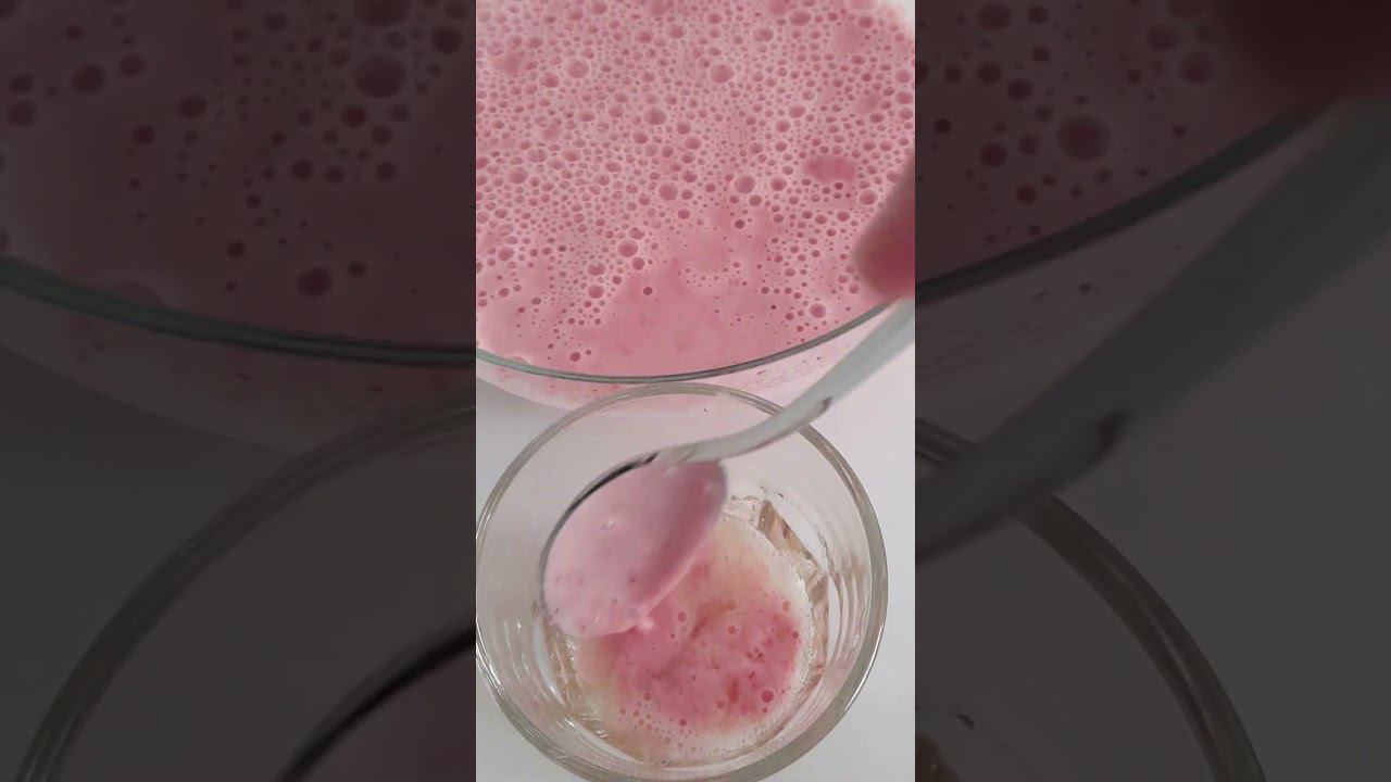 ПОЛЕЗНЫЙ йогуртово - клубничный ДЕСЕРТ. #shorts #хорошийвкус #ппдесерт смотреть онлайн