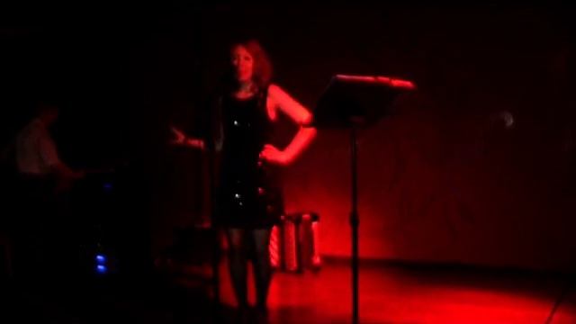 I Wanna Be Loved By You... из фильма "В джазе только девушки" там ее пела Мэрилин Монро смотреть онлайн