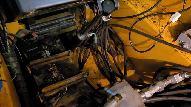 Мини погрузчик ANT 1000.01 диагностика рабочего оборудования. смотреть онлайн