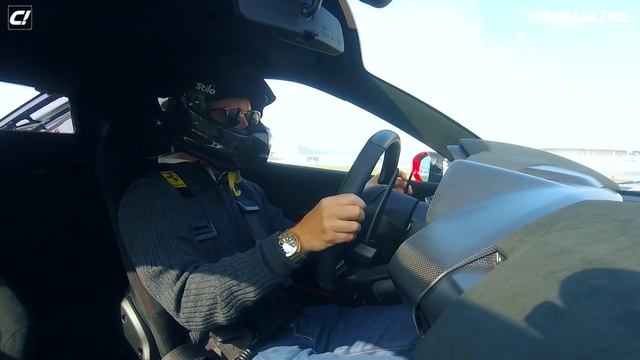 First Drive: 2018 Ferrari 488 Pista смотреть онлайн