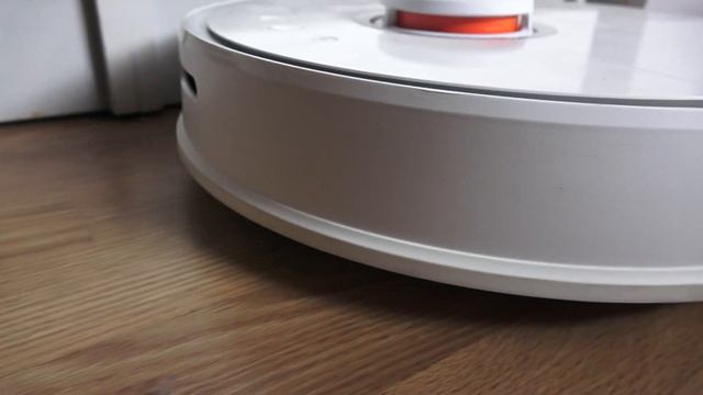 ► Замена ДОПОЛНИТЕЛЬНОЙ щетки Xiaomi Roborock Sweep One и Mi RobotVacuum с 3х щеточной на 6-щеточную смотреть онлайн