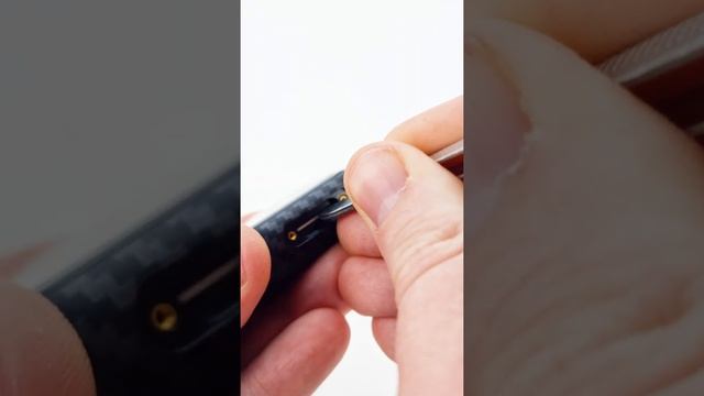 Как правильно установить сим карту в детские смарт часы T-Watch | JETIX #shorts смотреть онлайн