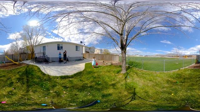 Easter Egg Hunt 2020 360VR смотреть онлайн