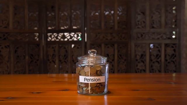 Сенатор США призвала пенсионные фонды использовать биткоин смотреть онлайн