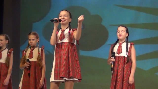 "Не отнимайте солнце у детей" вок.ансамбль "Веретёнышко" смотреть онлайн
