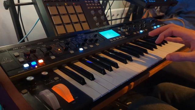 Deepmind 12 (arp in spring) & Pro-1 смотреть онлайн