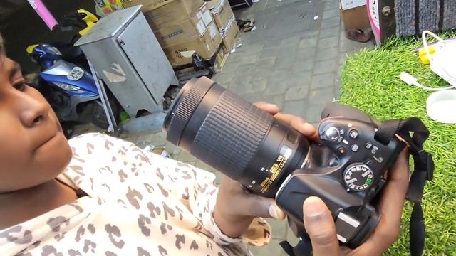 NIKON D5200 CAMERA WITH  LENSS NEW CONDITION RS: 35000. PH 80561 61371 75502 04251