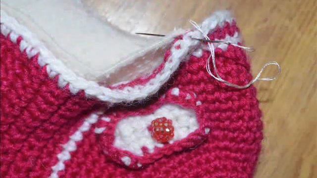 простой способ пришить подкладку к шапочке смотреть онлайн